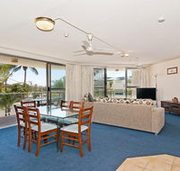 Chateau Royale Beach Resort - Accommodation Brisbane