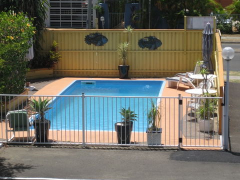 Twin Pines Motel - Accommodation Brisbane 5