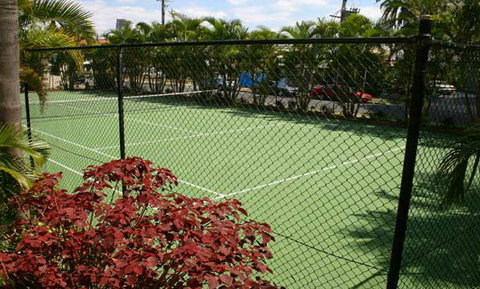 Meriton Apartments - Accommodation Brisbane 3