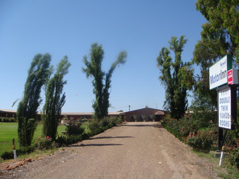 Newell Motor Inn Narrandera  - Accommodation Brisbane 0