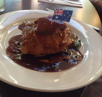 Hotel Crown - Accommodation Brisbane