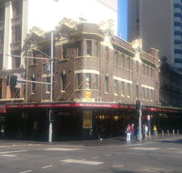 Sir John Young Hotel - Accommodation Brisbane
