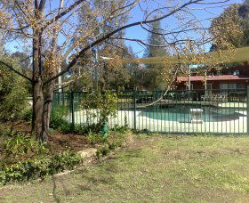 The Vines Holiday Cottages And Winnamatta Guest House - Accommodation Brisbane 0