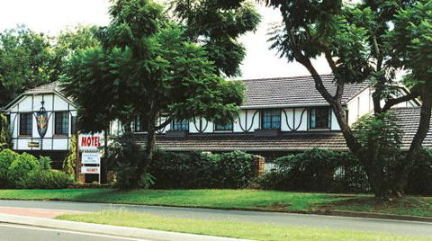 A Tudor Lodge Motel - Accommodation Brisbane 0