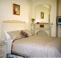 Boutique Motel Sefton House - Accommodation Brisbane