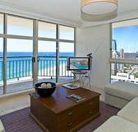 Hi Surf Beachfront Resort Apartments - Accommodation Brisbane