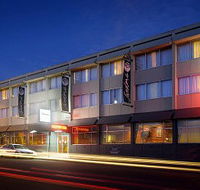 Sandors On The Park - Accommodation Brisbane