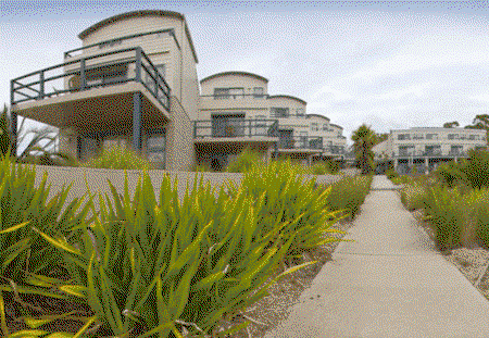 Corrigans Cove Apartments - Accommodation Brisbane 0