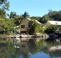 Tropic Oasis Holiday Villas - Accommodation Brisbane