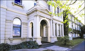 The Albany - Accommodation Brisbane 1
