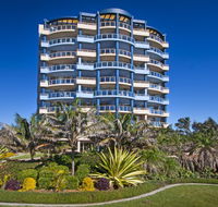 Beaches International - Accommodation Brisbane