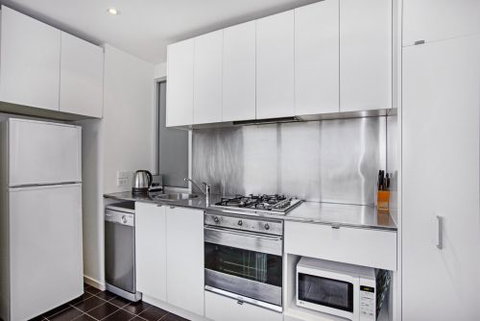 Astra Apartments Melbourne CBD - Accommodation Brisbane 2