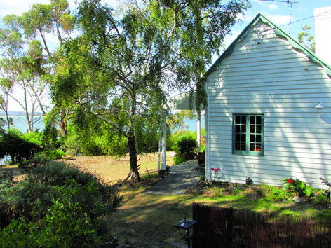 VARUNA - Accommodation Brisbane 6