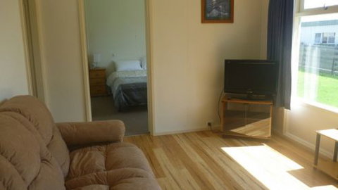 Hibiscus Heights - Accommodation Brisbane 3