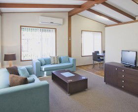 Karalta Court Village - Accommodation Brisbane 0