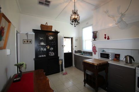 Pengallie  - Accommodation Brisbane 6