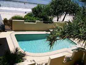 Portofino Beachfront Apartments - Accommodation Brisbane 0