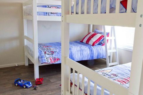 Coral Sands Luxury Beach House - Accommodation Brisbane 5