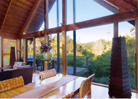 Dee Jays Studio - Accommodation Brisbane 1