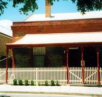 Adelaide Parklands City Townhouse
