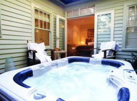 Treetops At Lochiel - Accommodation Brisbane 0