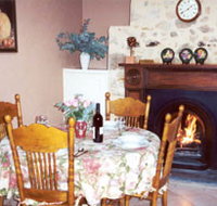 Burdett's Waratah Cottage - Accommodation Brisbane