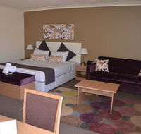 Country Comfort Hunts Liverpool - Accommodation Brisbane
