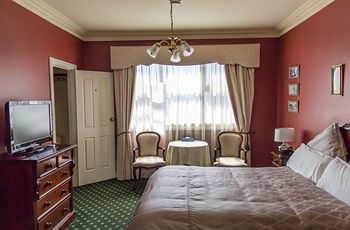 Toorak Manor - Accommodation Brisbane 3