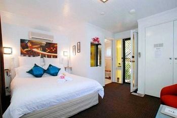 Annie Roe's Luxury Bed & Breakfast - Accommodation Brisbane 9