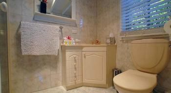 Annie Roe's Luxury Bed & Breakfast - Accommodation Brisbane 15