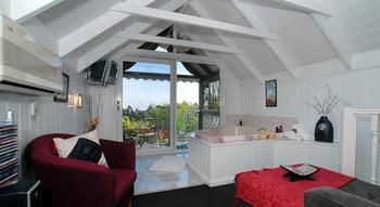 Annie Roe's Luxury Bed & Breakfast - Accommodation Brisbane 26