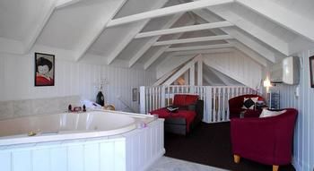 Annie Roe's Luxury Bed & Breakfast - Accommodation Brisbane 28