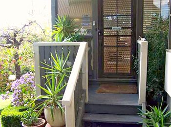 Annie Roe's Luxury Bed & Breakfast - Accommodation Brisbane 6