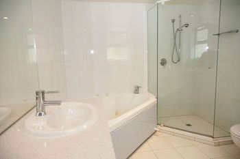 The Emerald Resort Noosa - Accommodation Brisbane 3