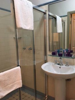 Avonmore On The Park Boutique Hotel - Accommodation Brisbane 0