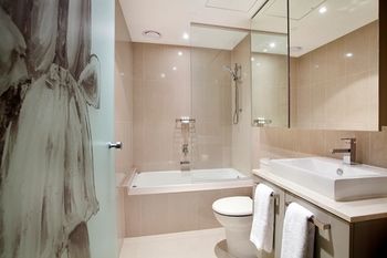 Art Series-The Blackman - Accommodation Brisbane 17