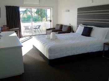 The Esplanade Motel - Formerly Eco-Inn Warners Bay - Accommodation Brisbane 3