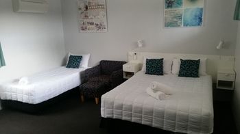 The Esplanade Motel - Formerly Eco-Inn Warners Bay - Accommodation Brisbane 4