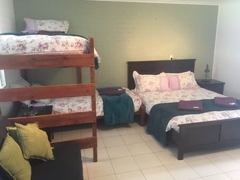 Sinclairs Country Retreat - Accommodation Brisbane 20