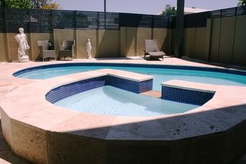Noah's Mid City Motor Inn - Accommodation Brisbane 13