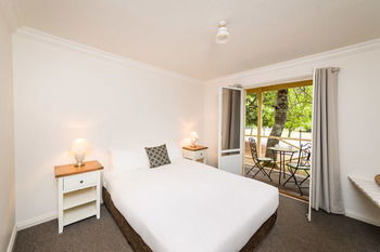 Federation Gardens & Possums Hideaway - Accommodation Brisbane 31
