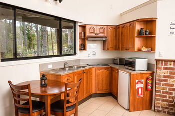 Federation Gardens & Possums Hideaway - Accommodation Brisbane 45