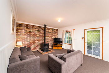 Federation Gardens & Possums Hideaway - Accommodation Brisbane 49