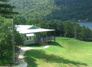 Singletons Retreat - Accommodation Brisbane 4