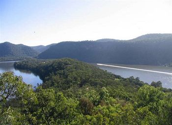 Singletons Retreat - Accommodation Brisbane 9