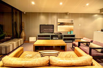 ACD Apartments - Accommodation Brisbane 2