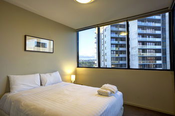 ACD Apartments - Accommodation Brisbane 12