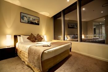 ACD Apartments - Accommodation Brisbane 13