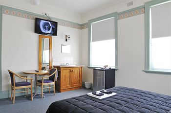 Hotel Gosford - Accommodation Brisbane 1