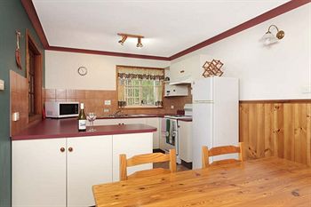 Eagleview Resort - Accommodation Brisbane 3